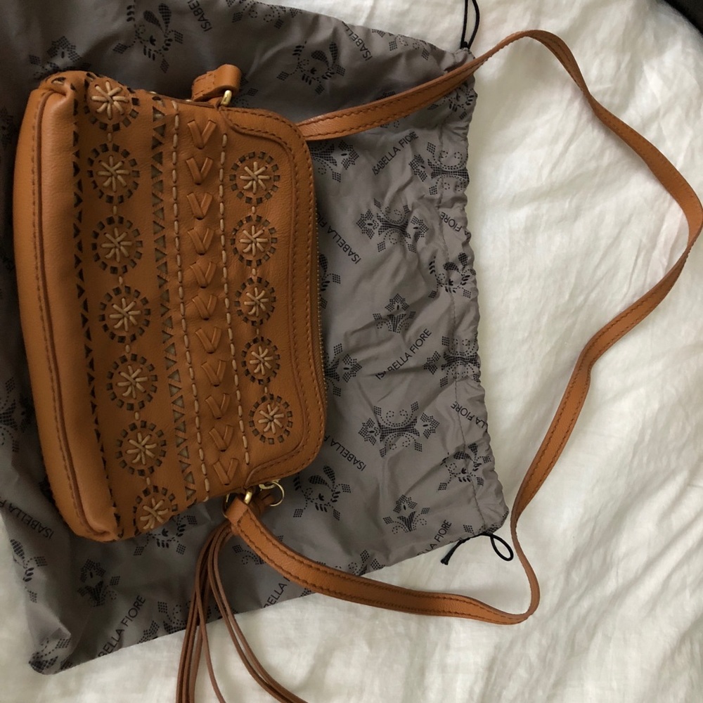 NWT Isabella Fiore Tan Boho Crossbody